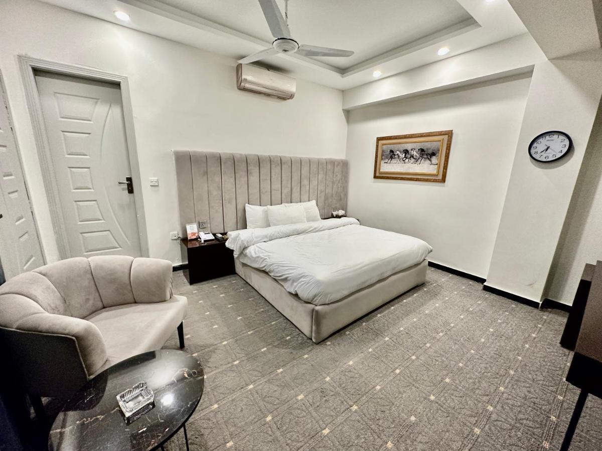 Mudan Hotel And Suite Islamabad Eksteriør bilde
