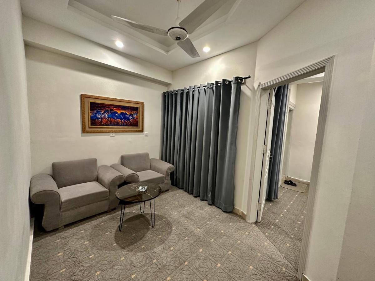 Mudan Hotel And Suite Islamabad Eksteriør bilde