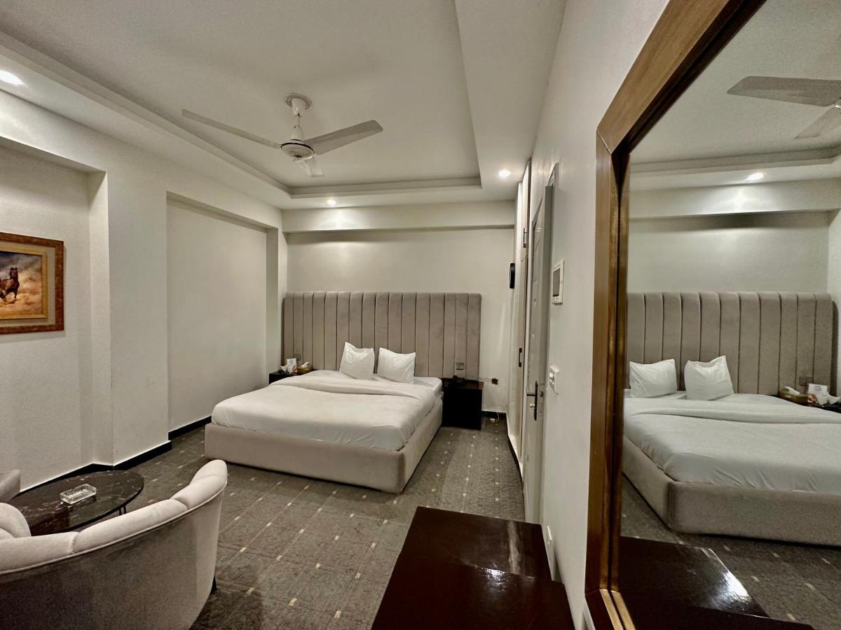 Mudan Hotel And Suite Islamabad Eksteriør bilde