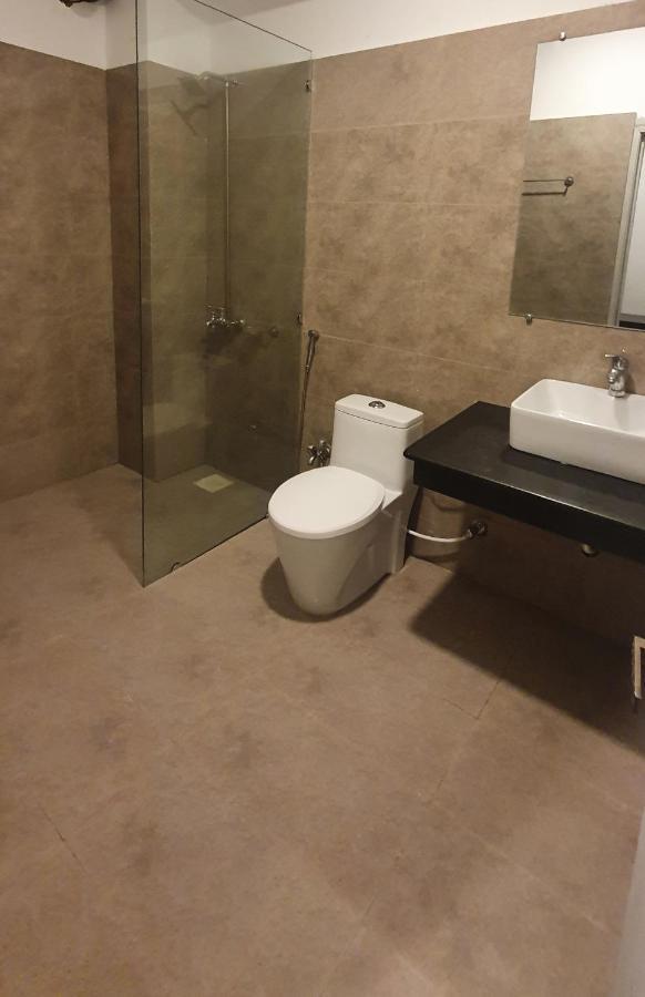Mudan Hotel And Suite Islamabad Eksteriør bilde